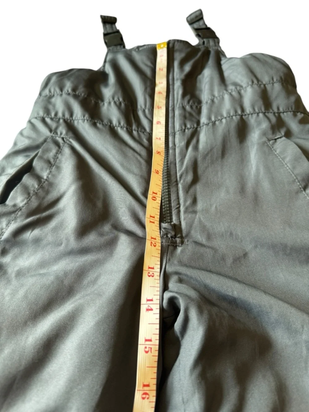 OshKosh B'gosh Kids Snow Bib Black Overalls Snowsuit Winter Ski Size 5/6 Pockets